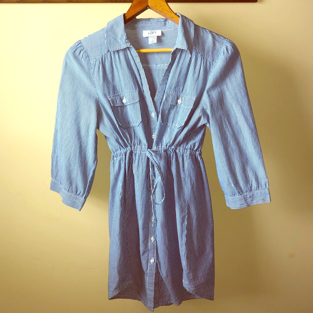 Women’s Loft Top button down w/ tie around waist